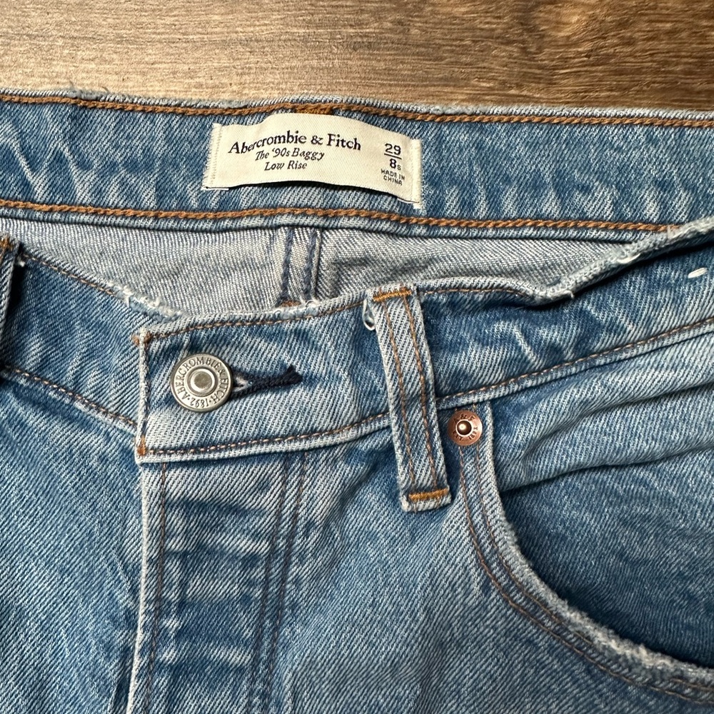 Abercrombie Baggy Jeans - Picture 4 of 10
